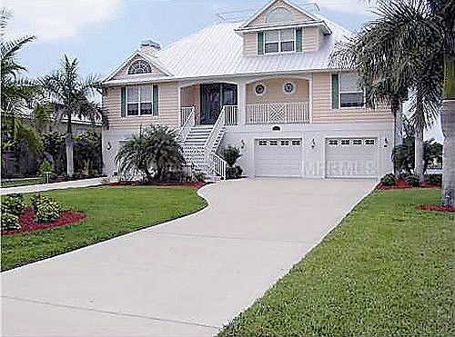 1st image of 1421 Deirdre Dr