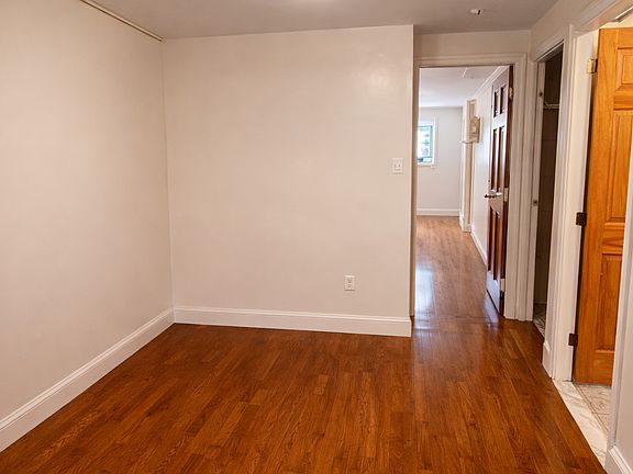 4th image of 32-25 29th St #1