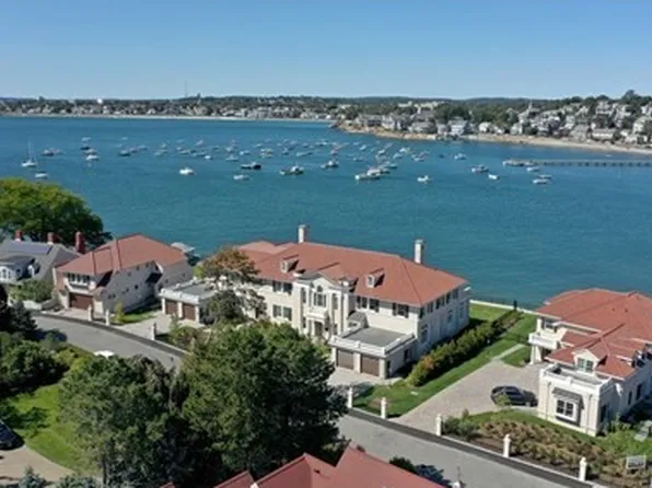 15 Lincoln House Point, Swampscott, MA 01907