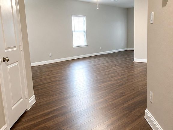 2nd image of 1426 Warringwood Dr