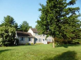 206 Hamilton Rd, Stroudsburg, PA 18360