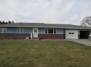 125 N Franklin St, Red Cloud, NE 68970