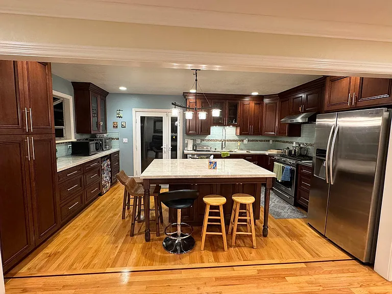 440 Radcliffe Dr — Photo 9