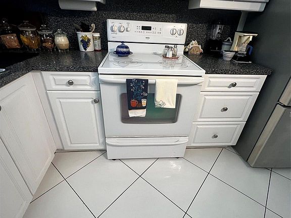3rd image of 10467 Sunrise Lakes Boulevard #408