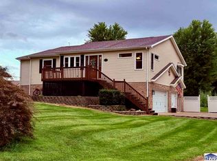 1554 E Springwood Dr, Sullivan, IN 47882