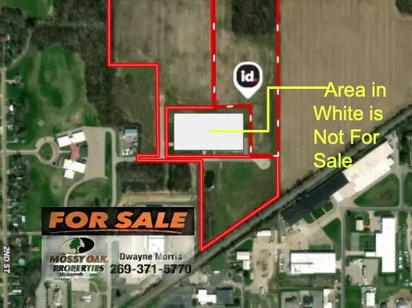 870 Labar Dr, Cassopolis, MI 49031