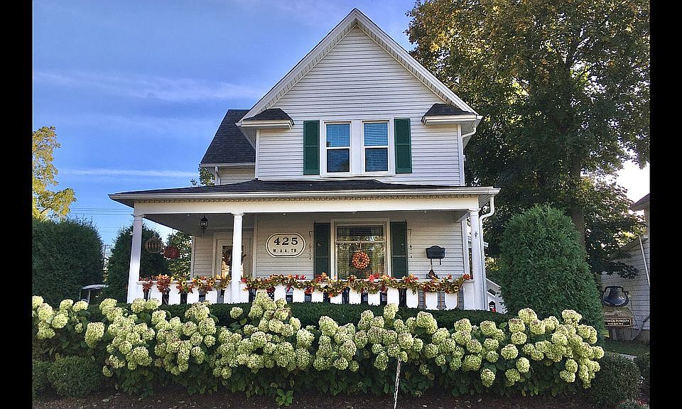 109 Yr Restored Vintage Home