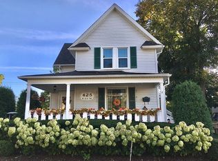 425 W Ann Arbor Trl, Plymouth, MI 48170