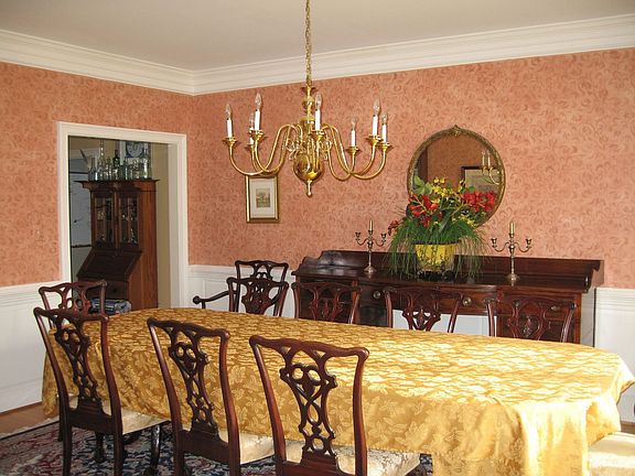 4th image of 9000 River Trace Ct
