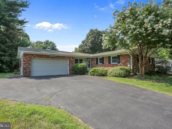 12224 Major Dr, Germantown, MD 20876