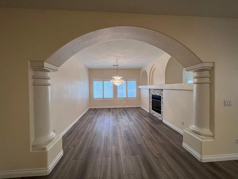 678 Kentons Run Ave — Photo 7