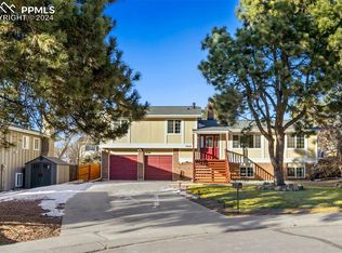 5934 Wolf Creek Pl, Colorado Springs, CO 80918