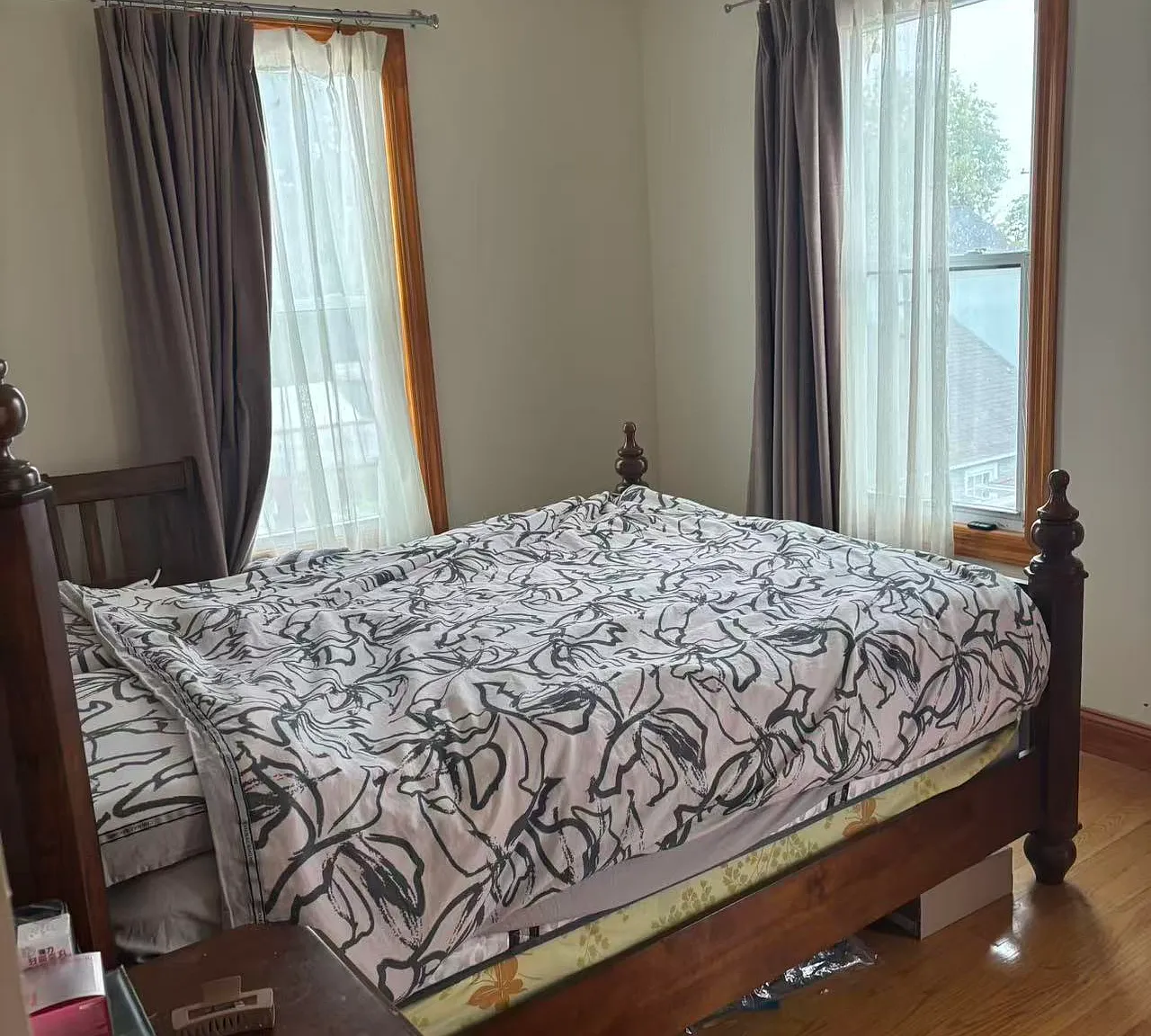 3 bed, $3,300 — Photo 1