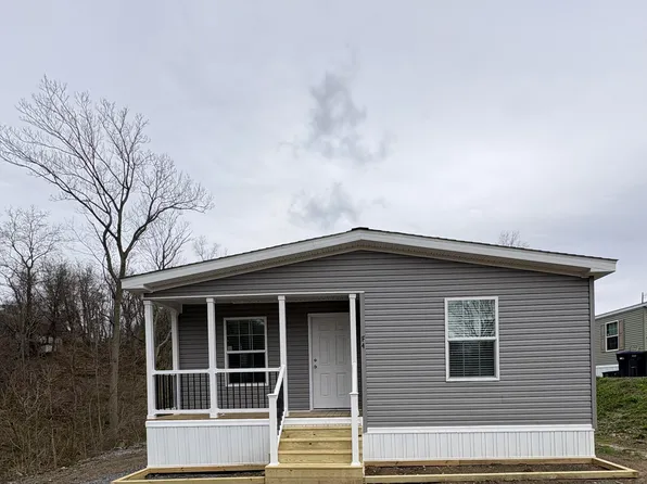 400 Center Manor Dr Lot F4, Monaca, PA 15061