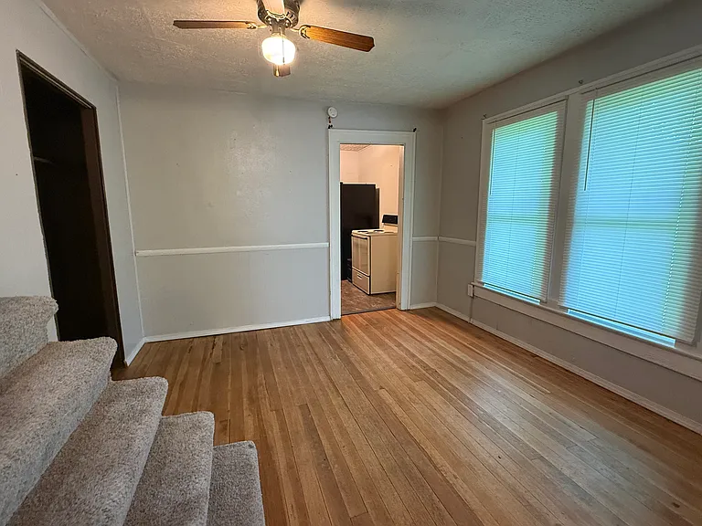 4216 Lloyd St #1 — Photo 5