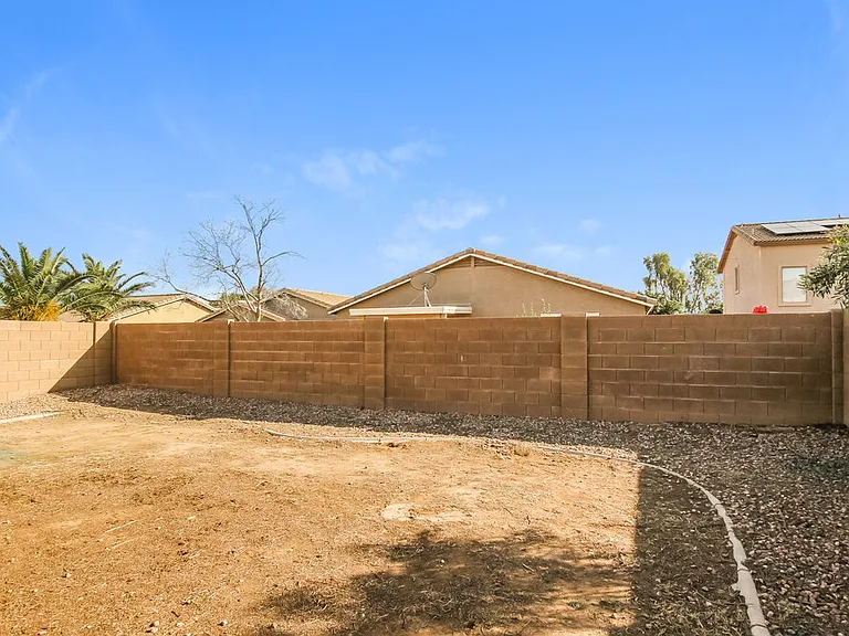 16245 W Calavar Rd — Photo 19