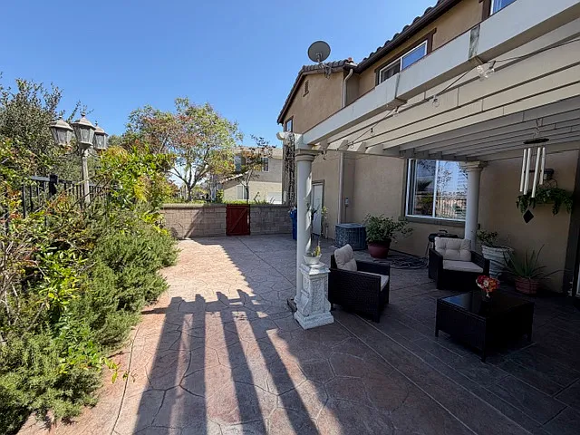 2297 Treetop Ln — Photo 25