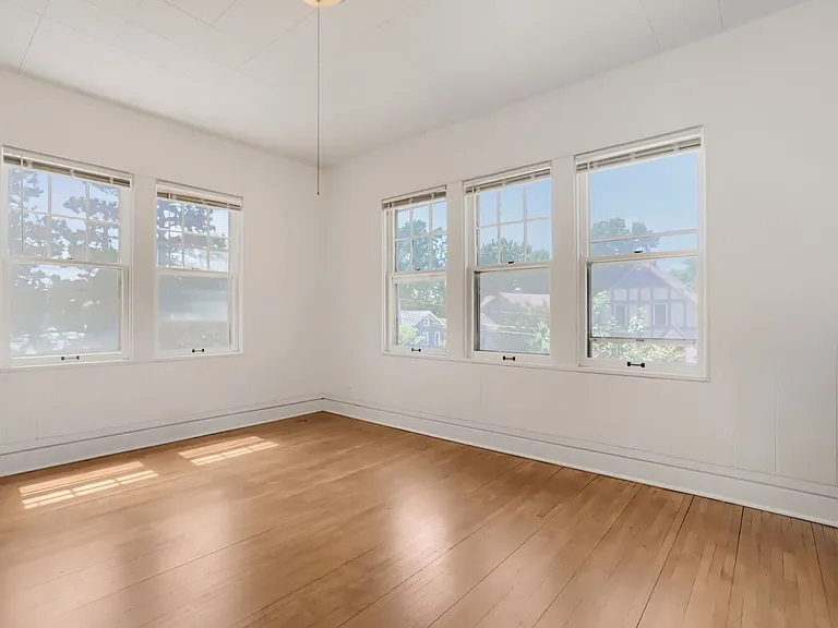 1703 Fillmore St NE — Photo 16