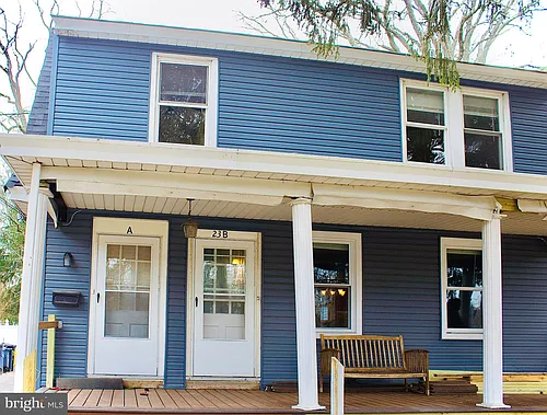 23 Carlton Ave Photo 1