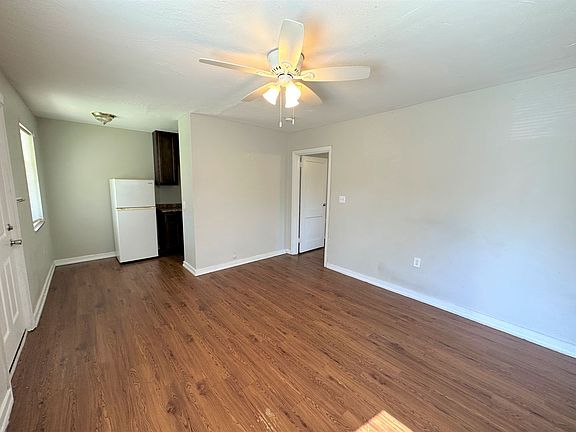 3rd image of 4 Rowland Ct #A