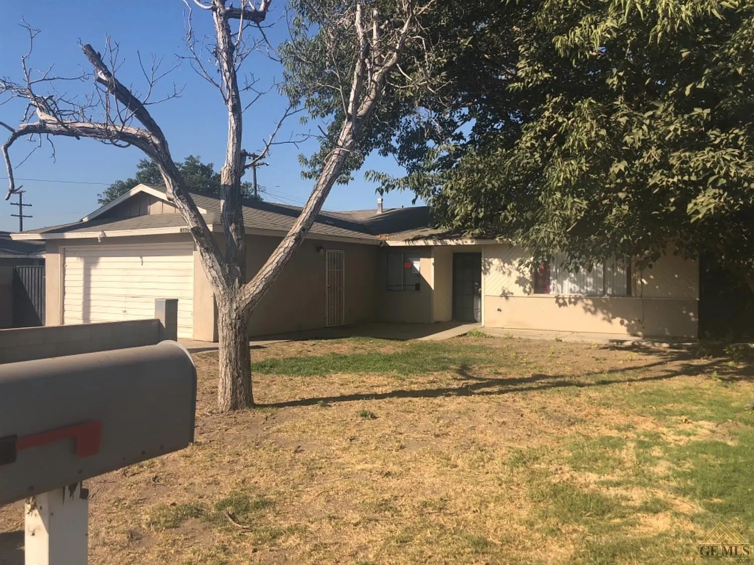8775 Shannon Dr photo 1