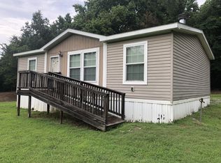 1907 New Cut Rd, Columbia, TN 38401