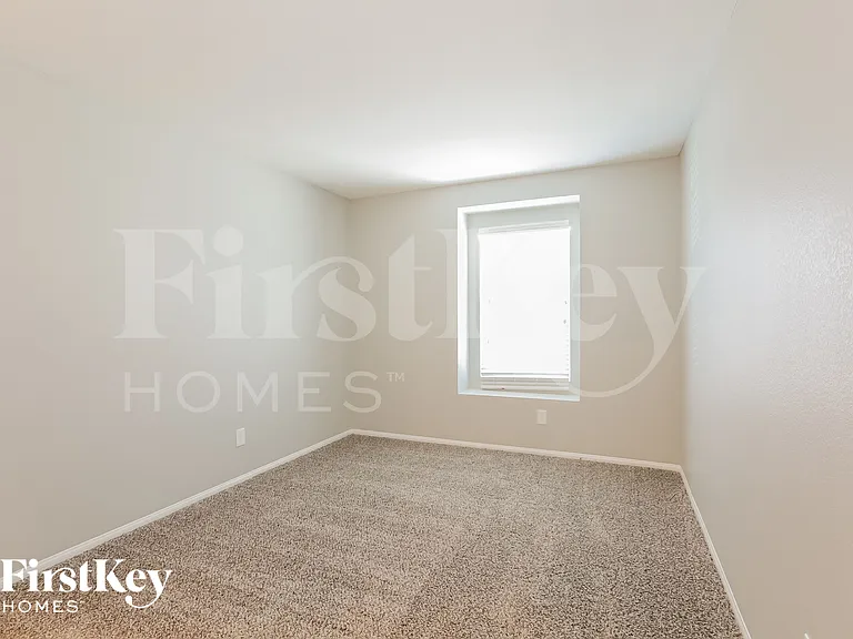 9316 Polwarth Ct — Photo 11
