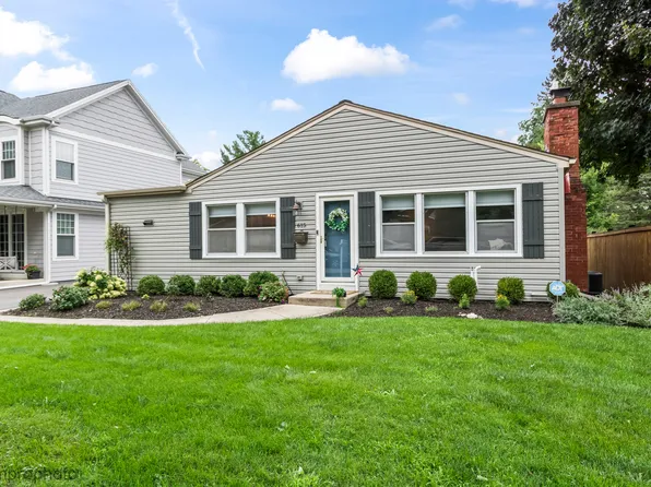 615 N Hickory Ave, Arlington Heights, IL 60004