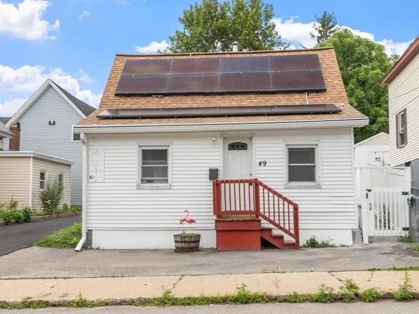 49 Baker St, Gardner, MA 01440