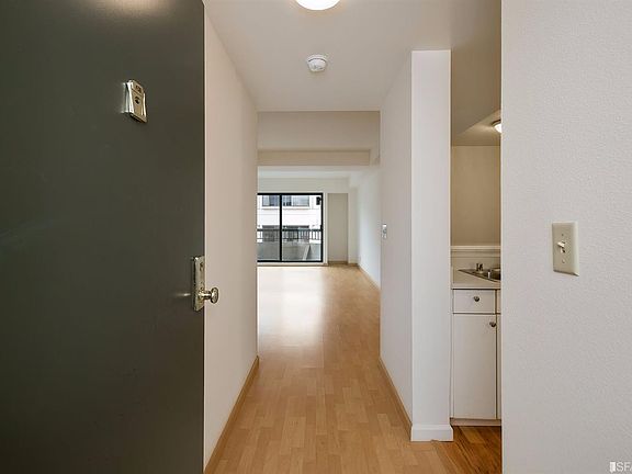 3rd image of 601 Van Ness Ave APT 409