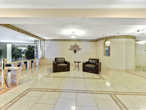 4th image of 68-61 Yellowstone Blvd #605