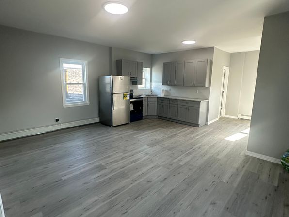 6343 Amboy Rd FLOOR 3