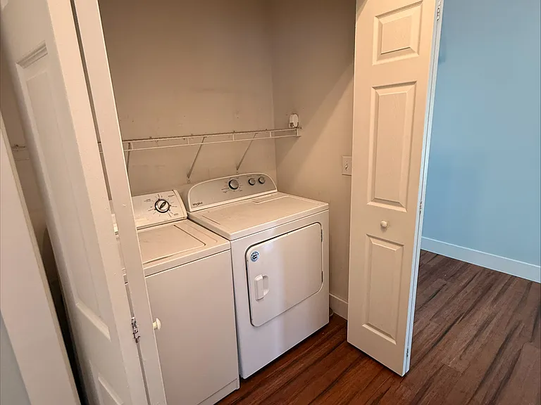 1106 Heartstone Ct — Photo 19