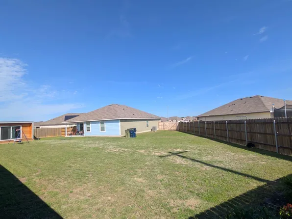 154 Hammond Ct, Jarrell, TX 76537