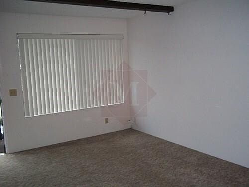 2nd image of 1669 Maple Ave APT 2