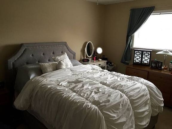 3rd image of 1109 N Center St APT 107