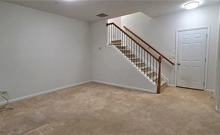 6150 Indian Wood Cir SE — Photo 25