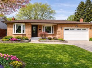 60 Millbridge Cres, Pelham, ON L0S 1E1