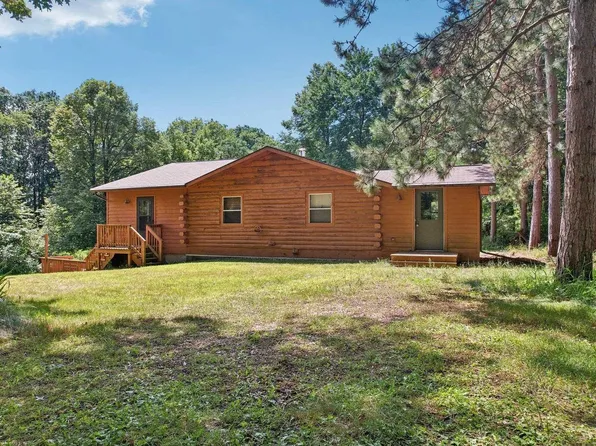 3124 2nd Court, Oxford, WI 53952