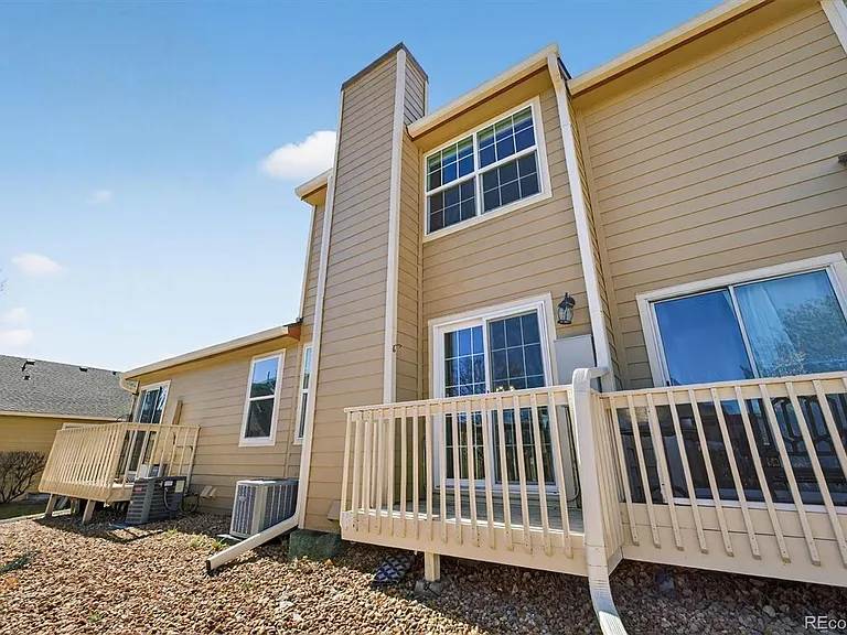 10537 W Maplewood Dr — Photo 17