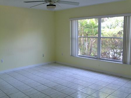 3rd image of 5089 Stratemeyer Dr