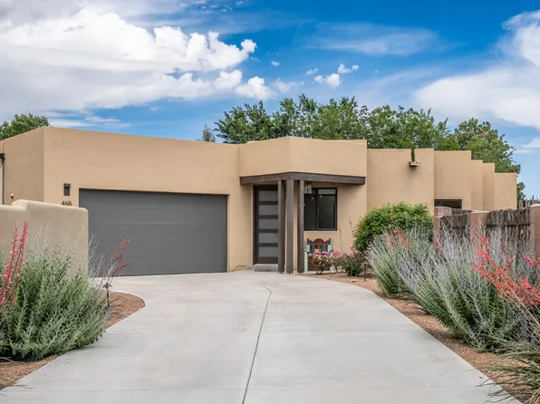 465 Calle Volver, Santa Fe, NM 87505