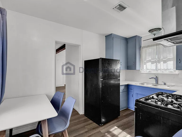 8627 Tunney Ave — Photo 12