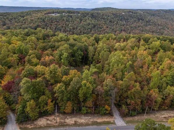 592 Cumberland Cove Rd, Monterey, TN 38574