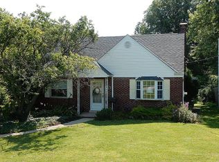 8296 Cheviot Rd, Cincinnati, OH 45247