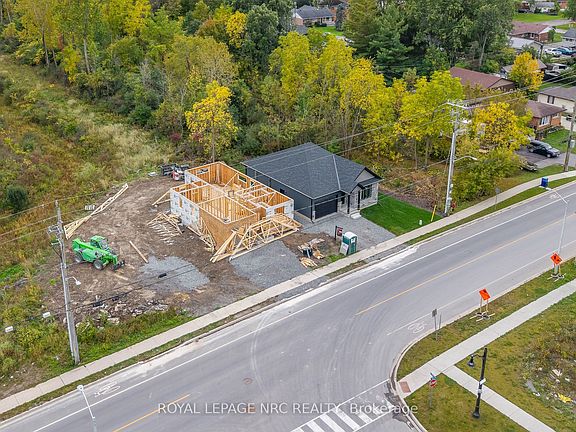 3rd image of 161 Forks Rd