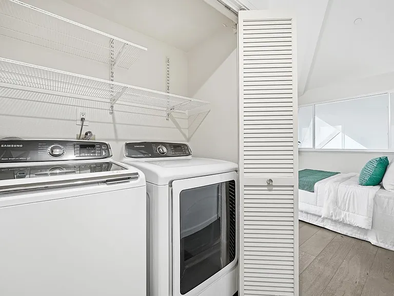 4151 El Camino Way #M — Photo 4