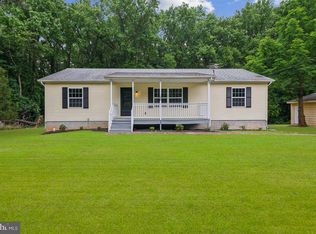 58 Cedar Ln, Pilesgrove, NJ 08098
