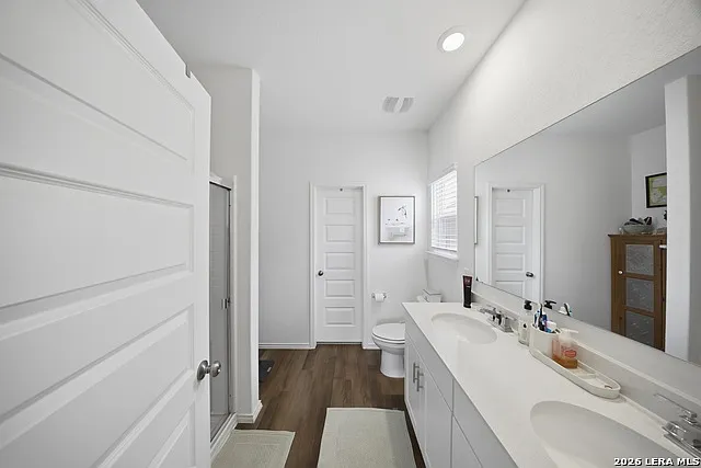 418 Rustic Grv — Photo 16
