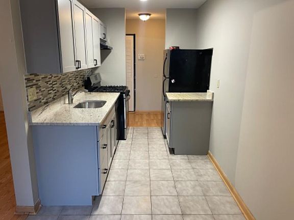 4th image of 34 Shrewsbury Green Dr Unit A
